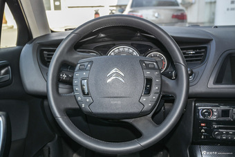 2016款雪铁龙C5 1.8T自动尊贵型