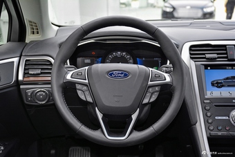 2017款蒙迪欧2.0L自动 HEV 智尊旗舰型