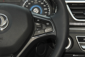 2017款风光580 1.5T自动智联版