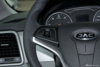 2017款瑞风M4 1.9T手动舒适型柴油