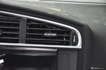 2016款雪铁龙C4L 1.6T自动精英型