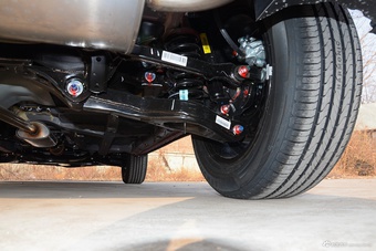 2016款东南DX3 1.5L手动豪华型