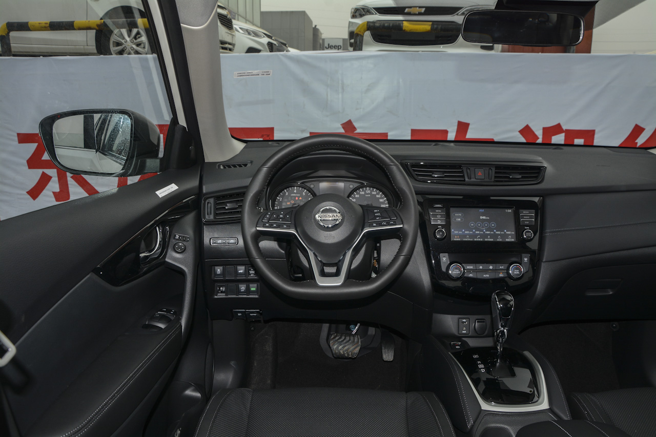 2017款奇骏2.5L自动CVT豪华版 4WD