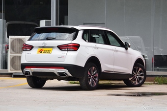 2018款中华V7 1.6T自动尊贵型5座280T