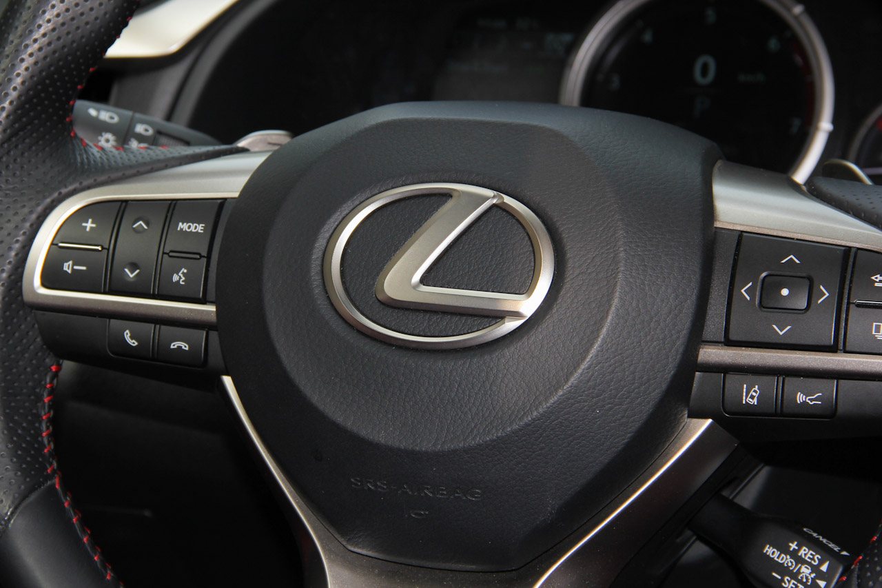 2016款雷克萨斯RX 2.0T自动200t四驱F SPORT