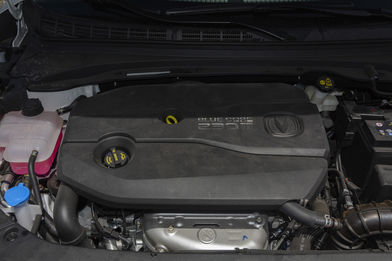 2018款睿骋CC1.5T手动典雅型