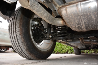 2017款中华V3 1.5L手动智能型