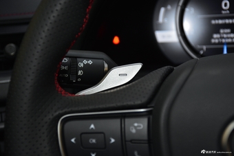 2019款雷克萨斯UX 200 F SPORT版