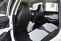 2017款V5菱致1.5L手动新贵型