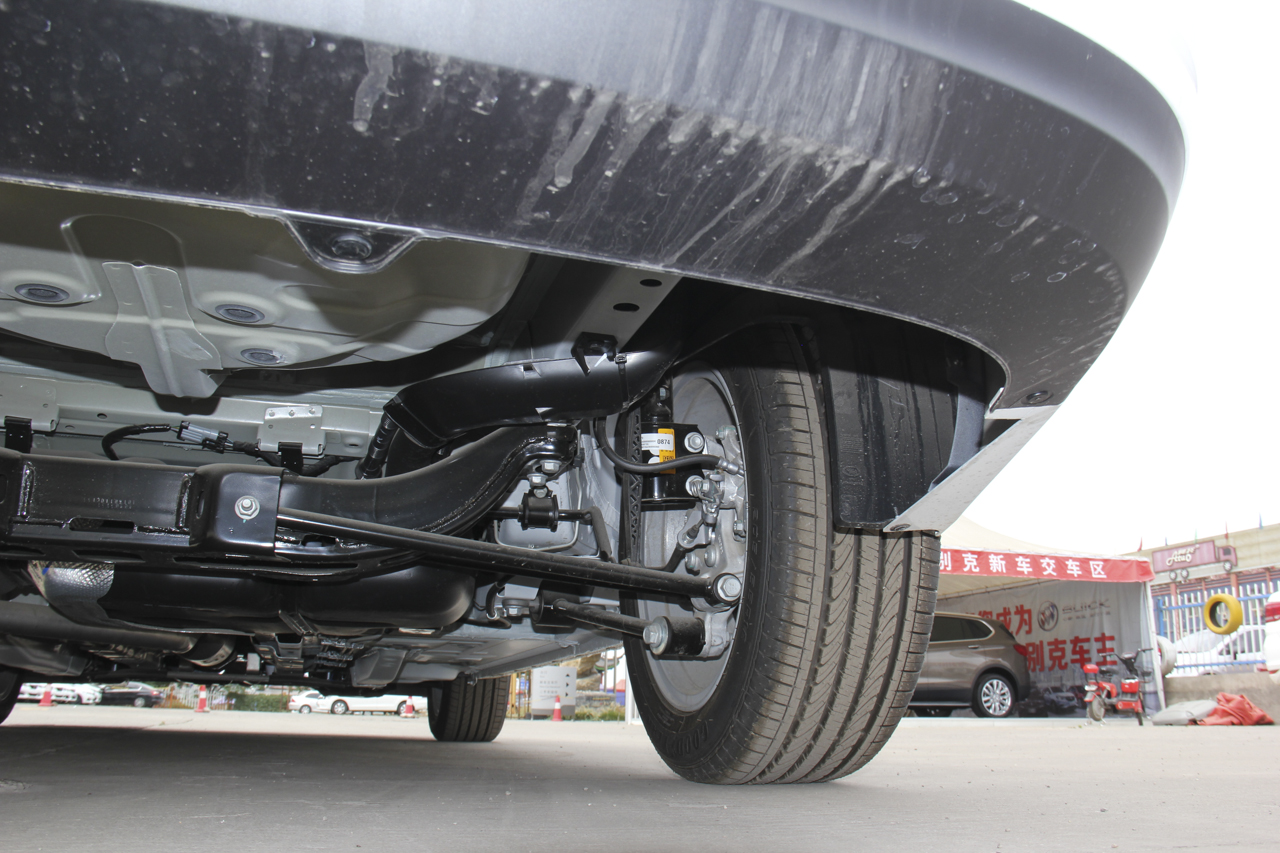 2018款英朗1.0T手动精英型15T