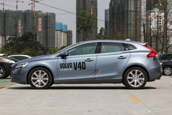 2018款沃尔沃V40 1.5T自动T3 智雅版