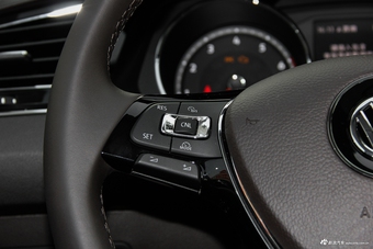 2017款途观L 2.0T自动四驱豪华版380TSI