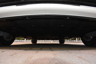 2017款英菲尼迪Q70L 2.5L自动精英版