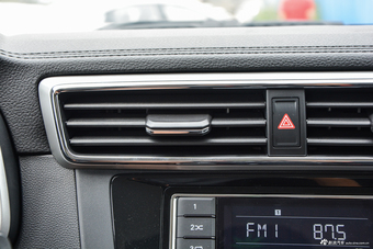 2018款名爵ZS 1.5L手动风尚版