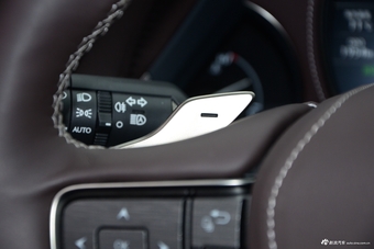 2018款雷克萨斯LS 3.5L自动500h行政版