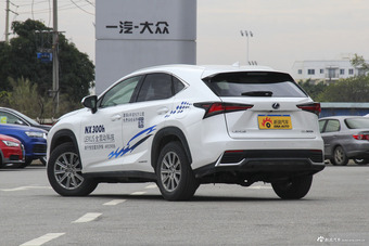 2017款雷克萨斯NX300 2.0T自动全驱锋尚版