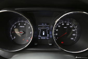 	2018款斯派卡1.5L手动豪华型