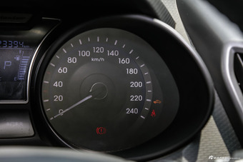 2015款Veloster飞思1.6T自动豪华版