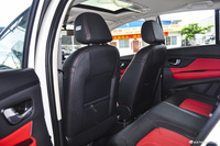 2016款哈弗H1 1.5L手动舒适型蓝标改款 钛白