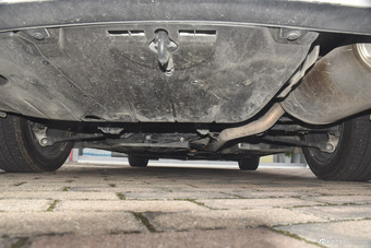 2017款思铂睿混动2.0L自动净驰版