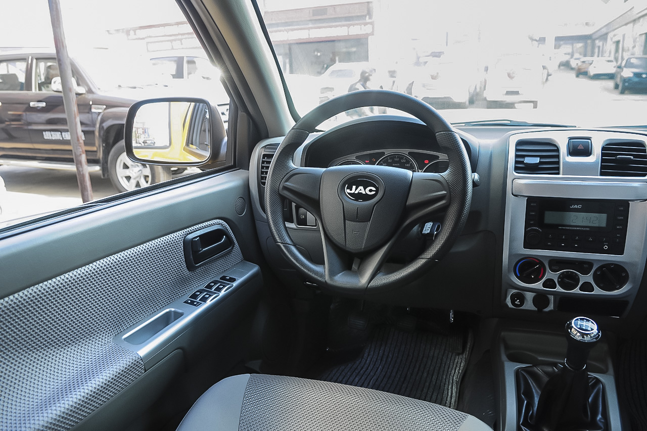 2014款瑞铃2.5T手动标准型标双排4B2-95C43