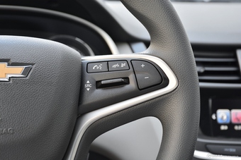 2018款雪佛兰赛欧3  1.5L AMT幸福天窗版