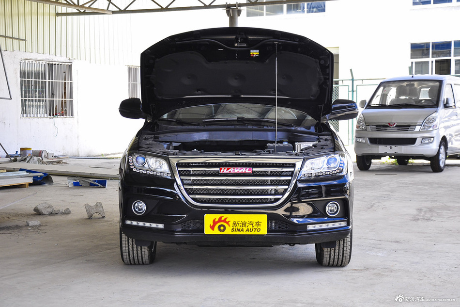 2016款哈弗H2 1.5T手动两驱精英型 经典黑