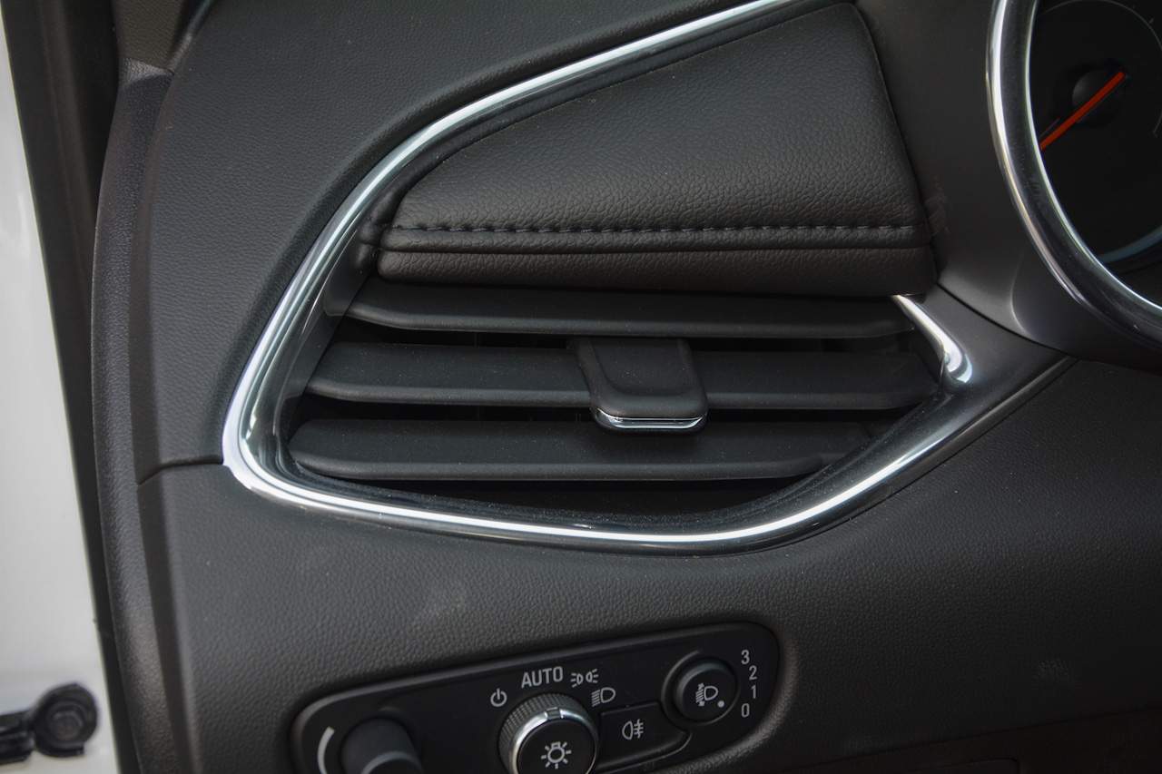 2017款迈锐宝XL 1.5T 自动锐驰版