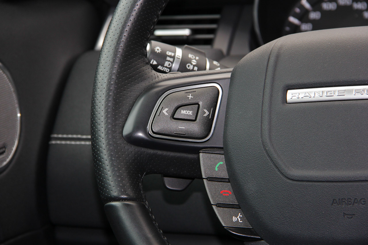 2015款揽胜极光2.0T自动锐动版