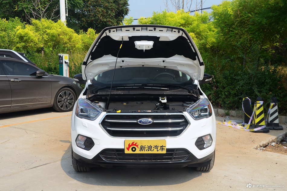 2017款翼虎2.0T自动四驱运动型EcoBoost 245