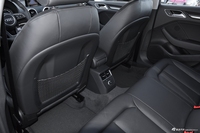 2018款奥迪A3 30周年型2.0T自动Sportback 40 TFSI风尚型