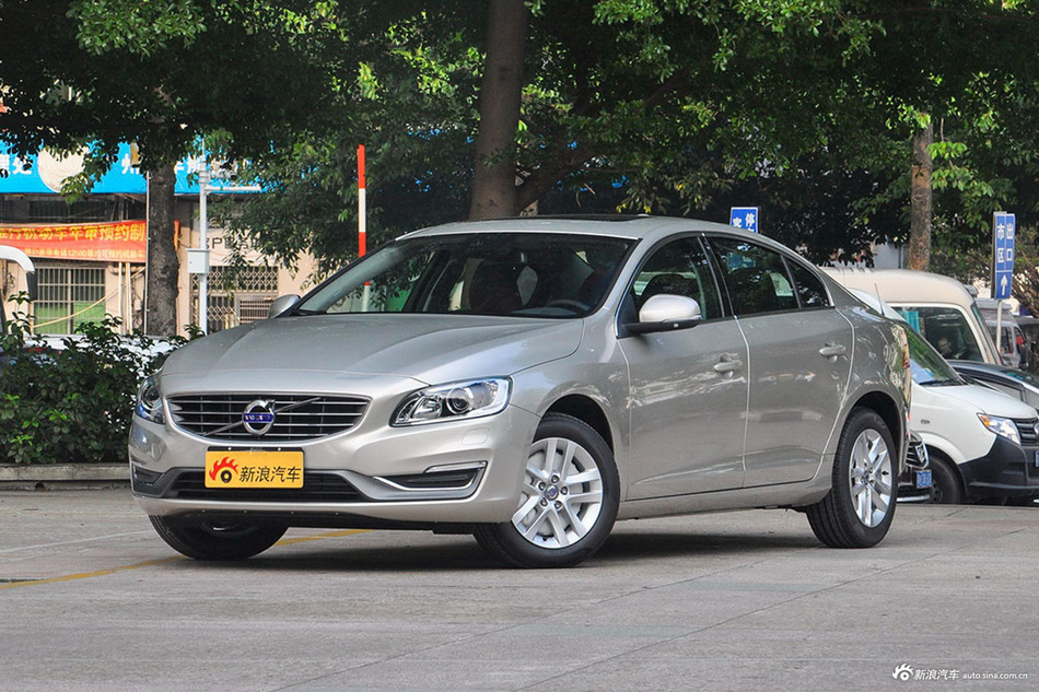 2017款沃尔沃S60L 1.5T自动T3智进版