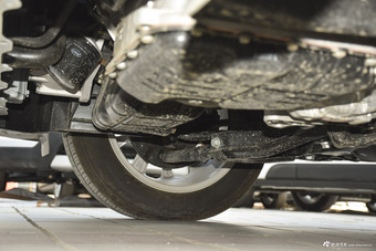 2016款中华V3 1.5L自动智能型 