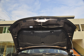 2016款欧蓝德2.4L自动四驱精英版5座