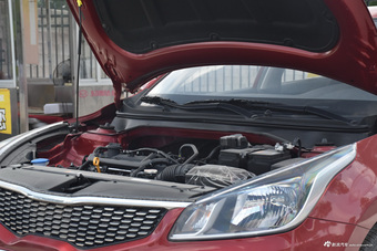 2017款起亚K2 1.4L自动GLS三厢