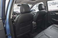 2018款荣威RX3 1.6L手动旗舰版