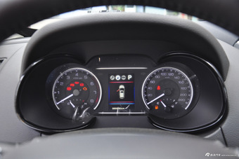 2016款东风风神AX7 2.0L自动智逸型