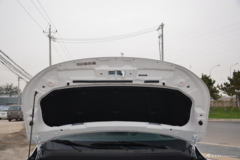 2016款东风风行SX6 1.6L 手动豪华型