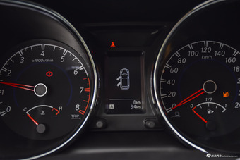 2016款启辰T70 2.0L手动睿趣版