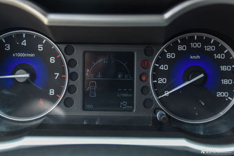 2016款风神AX3 1.5L手动致酷型