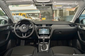 2018款明锐旅行版1.2T TSI230 DSG豪华版图片