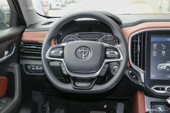 2018款中华V6 1.5T自动豪华型