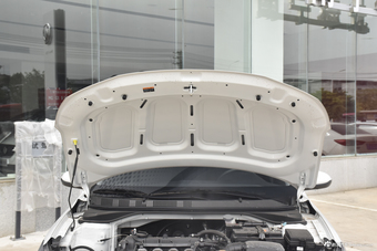 2018款逸行1.6L自动逸享版