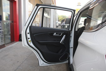 2018款斯威X7 1.5T手动豪华型7座