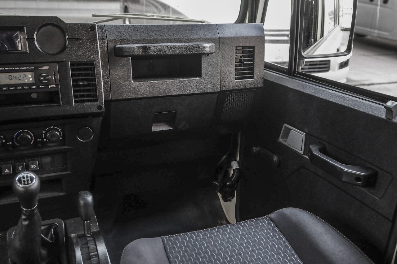 2016款战旗2.0L手动角斗士豪华型 国IV