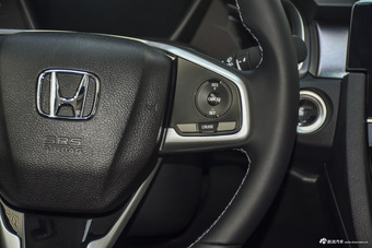 2016款思域1.5T自动220TURBO尊贵版