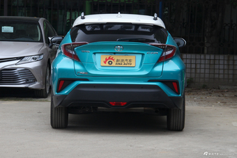 2018款C-HR 2.0L自动旗舰版