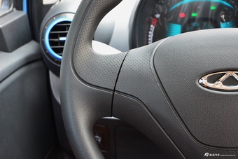 2017款奇瑞eQ 豪华型