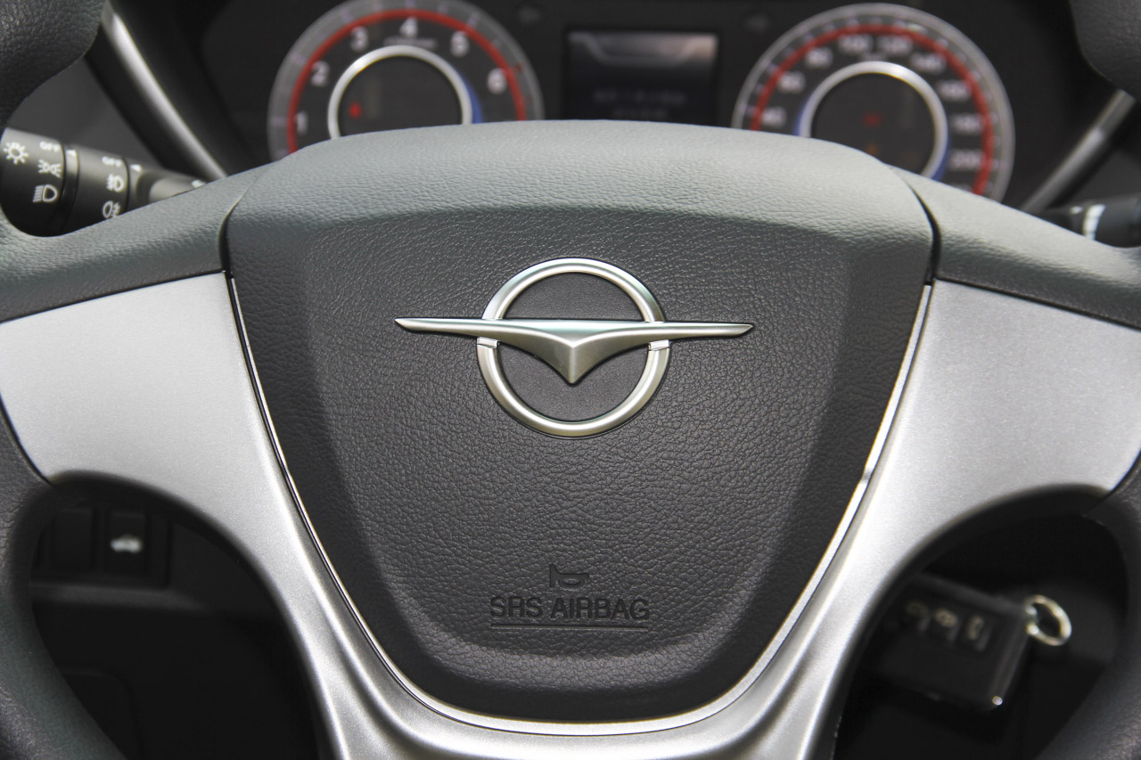 2017款海马福美来1.6L手动舒适型