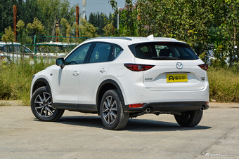 2017款马自达CX-5 2.5L自动四驱智尊型